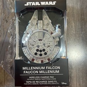 Star Wars Millenium Falcon Wireless charge pad